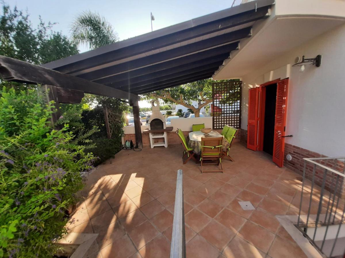 Village Chiusurelle Torre Lapillo Exterior photo